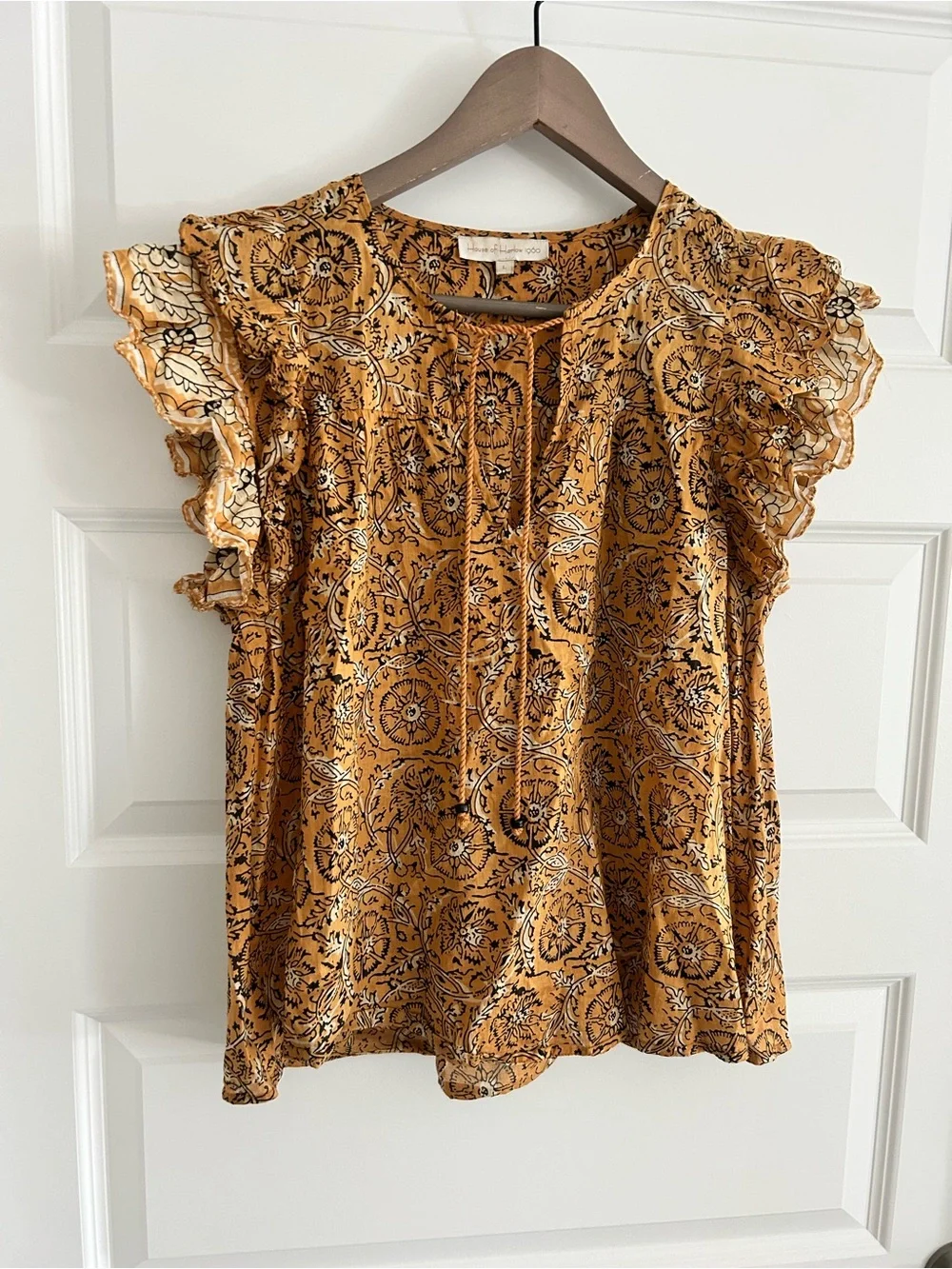 House of Harlow 1960 Flutter Sleeve Top Mustard Yellow Black Size L